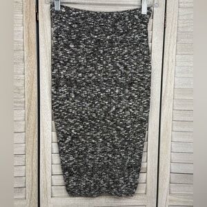 M. RENA Stretch Knit Sweater Pencil Skirt Marled Black & White-OS